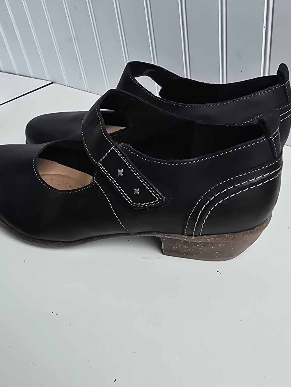 Clarks Artisan Shoes Womens 11 M Active Air Black Leather Mary Jane Rubber Sole